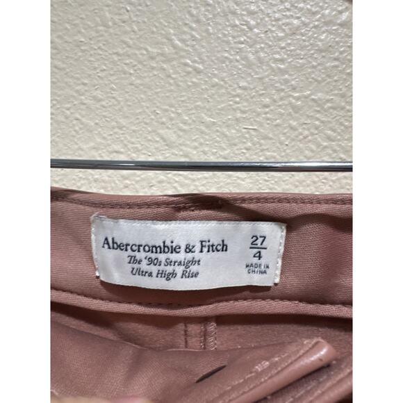 Abercrombie & Fitch 90s Straight Ultra High Rise vegan leather 27/4 - Picture 2 of 3